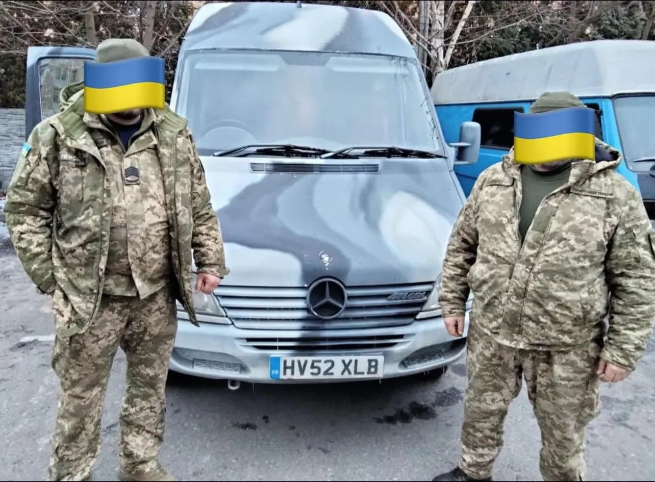 Військові отримали мікроавтобус від Олександра Кацуби